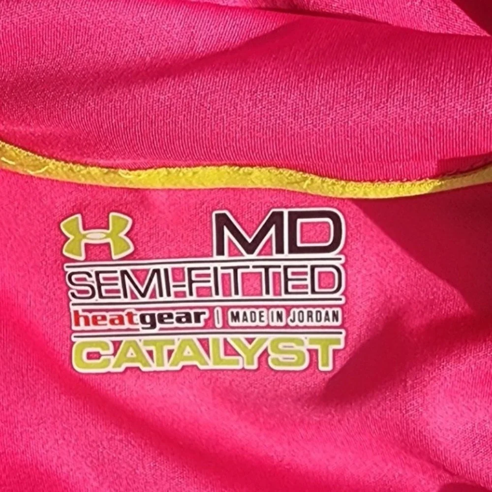 Under Armour Womens HeatGear Catalyst Hoodie Pink Semi-Fitted MD Activewear Top - Picture 3 of 4